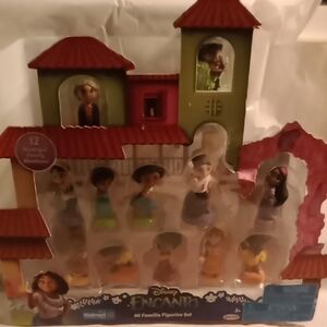 Disney Encanto Family Playset - Red, Green, Yellow